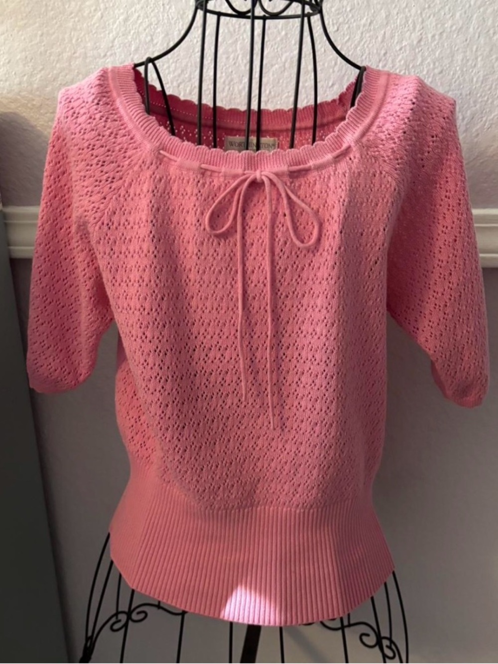Light Pink Women's Knit Sweater Size Medium